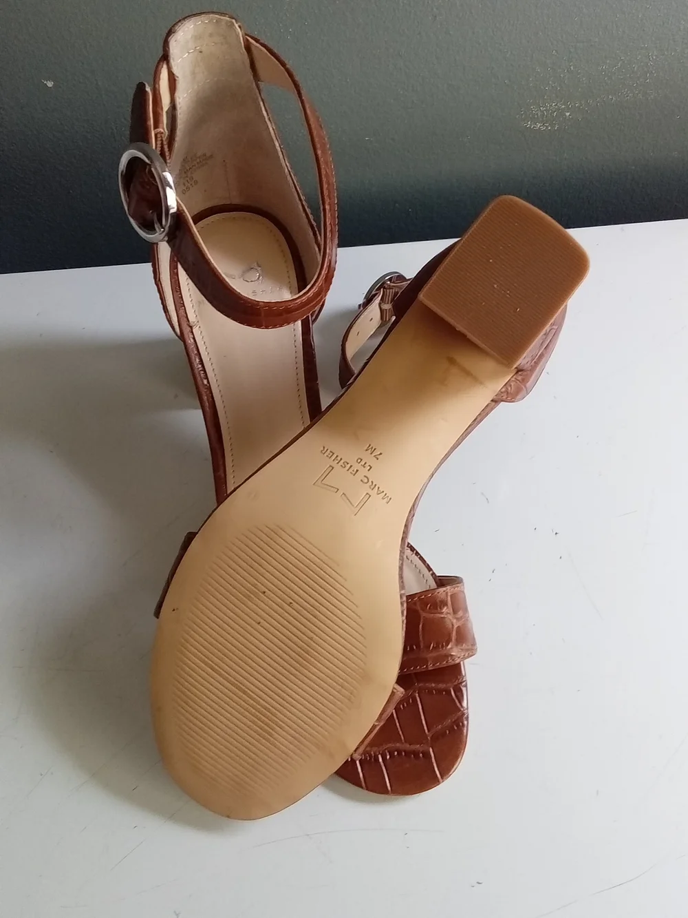 Marc Fisher LTD Zala Cognac Croc Embossed Block Heel Sandals Brown Size 7M